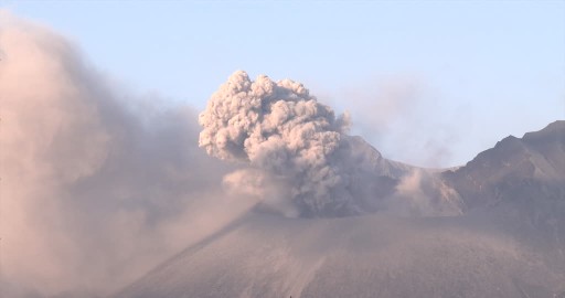 751119388-sakurajima-kagoshima-prefecture-kyushu-ash-cloud